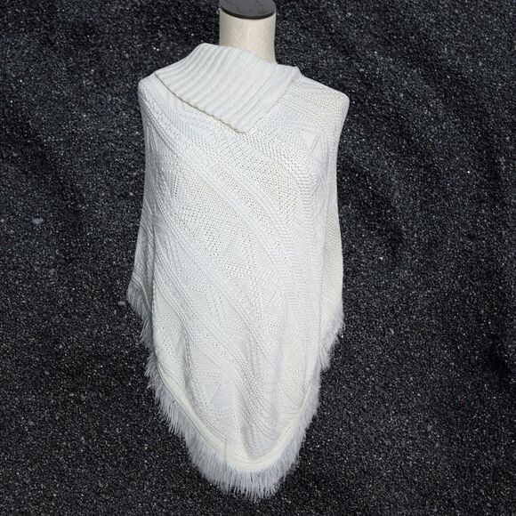 VTG Us Three White Knit Poncho Fringe Split Ribbed Collar USA Made One Size - Picture 1 of 4